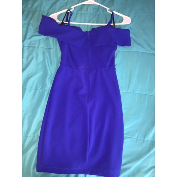 Dress - Picture 2 of 3